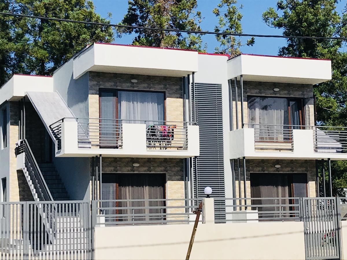 Apollo Plus Cottages Ureki Exterior photo